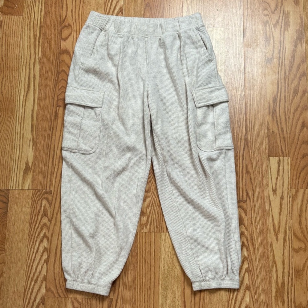 Aerie Casual Cream Cargo Joggers